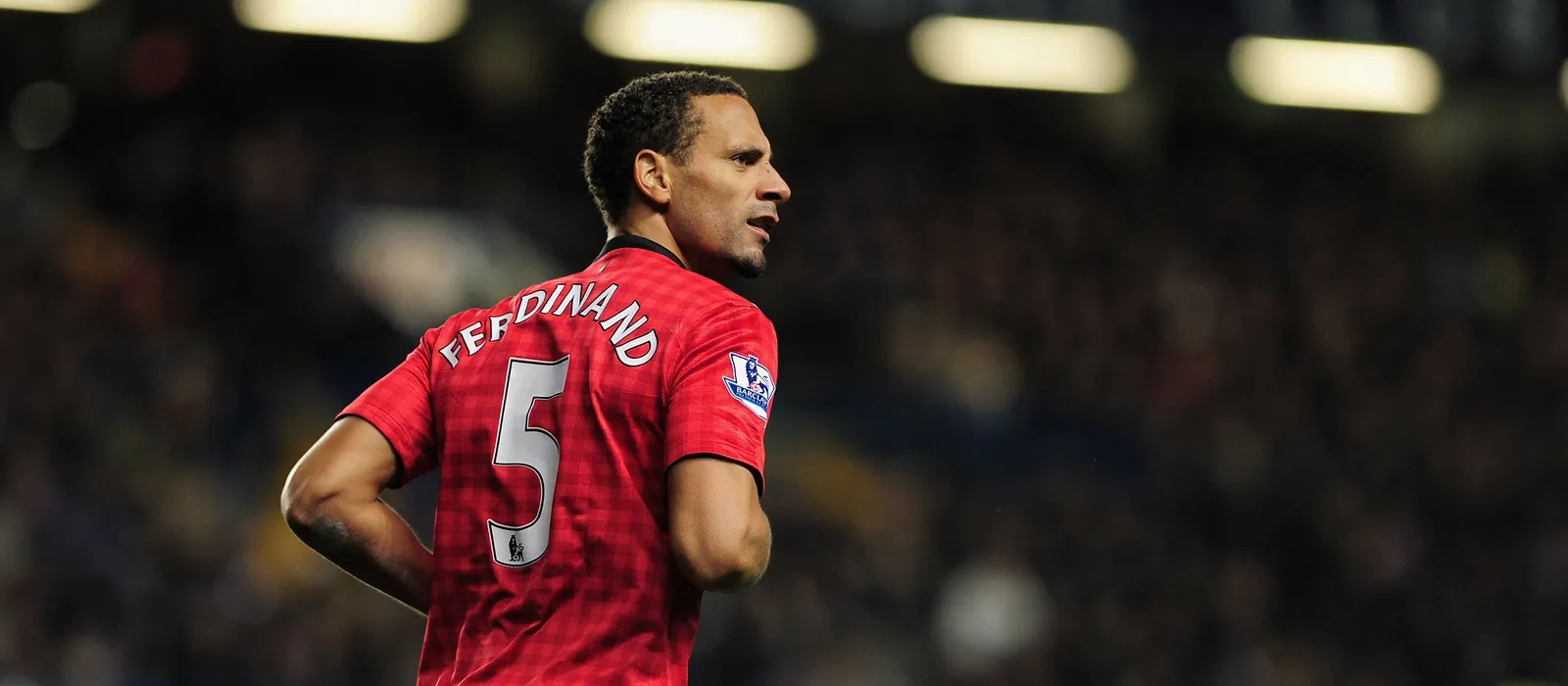 Mburret Rio Ferdinand: Tani do të vleja 170 milionë paund