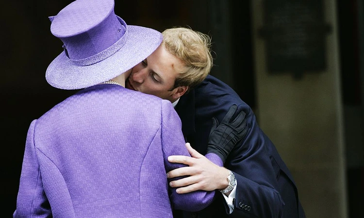 Pasuria që William trashëgoi pas vdekjes së gjyshes së tij, Mbretëreshës Elizabeth