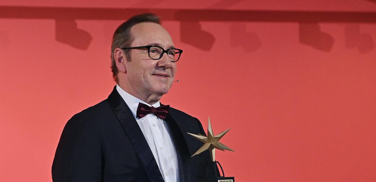 Fillon gjyqi i Kevin Spacey për ngacmim seksual, akuzat me të cilat përballet