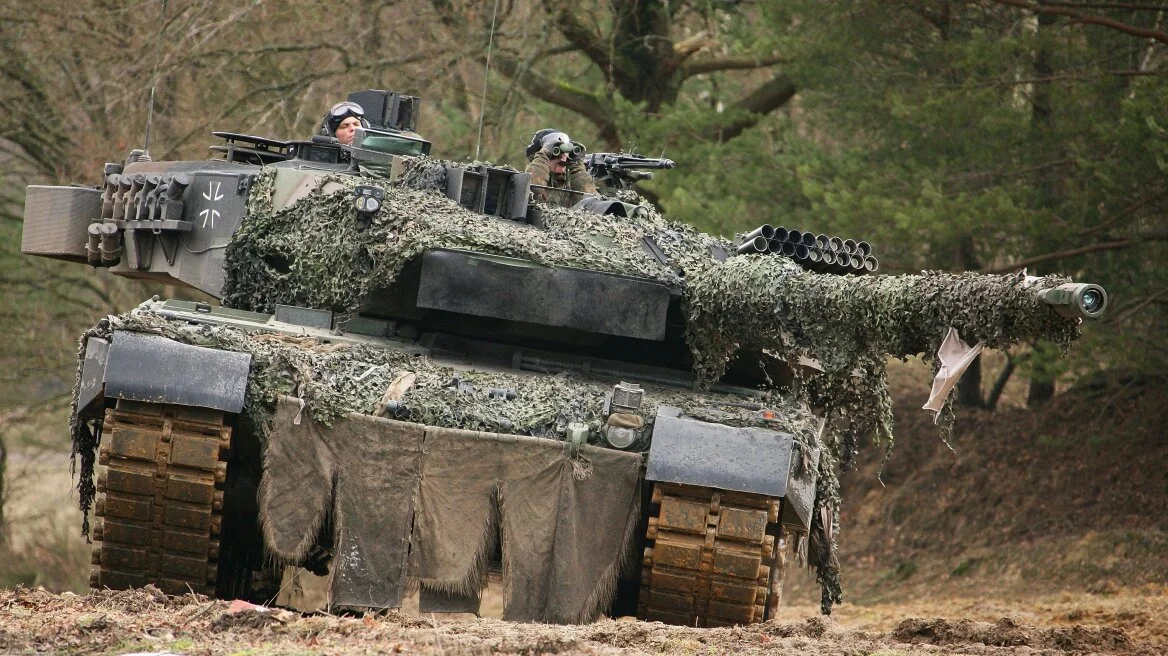 Ukraina do të blejë 14 tanke të tjera Leopard-2