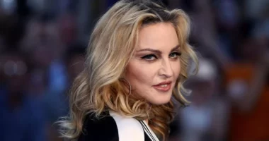 Ishte në kujdes intensiv pas një infeksioni të rëndë, Madonna del nga spitali