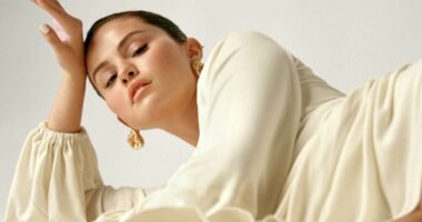 “Jam beqare”, Selena Gomez flirton hapur me futbollistët