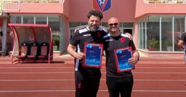 Mc Kresha fillon zyrtarisht aventurën në futboll, reperi pjesë e stafit teknik të klubit Phoenix