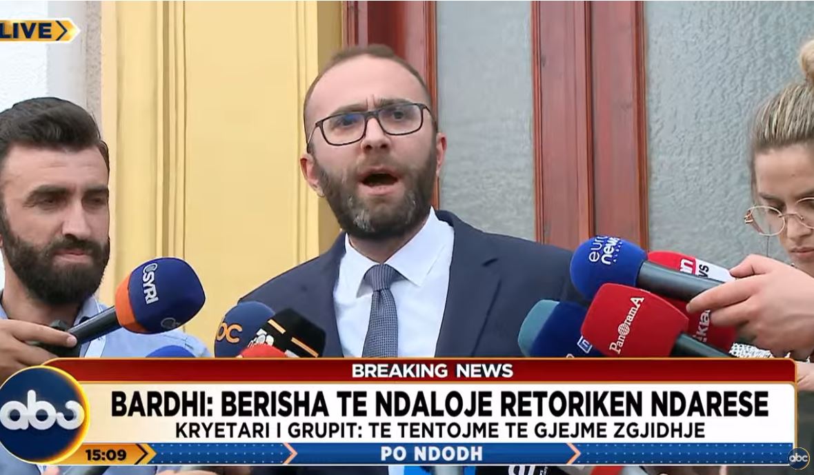 Dy pjesët gati ‘të puthen’, Bardhi: E bëj për të mirën e partisë, takoj edhe Berishën për PD