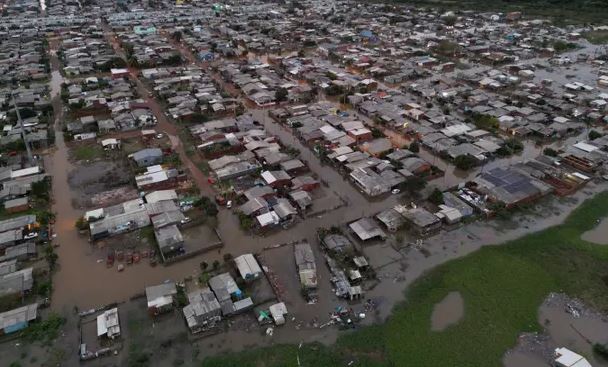 Brazil/ 11 të vdekur dhe disa të zhdukur nga cikloni që goditi jugun e vendit