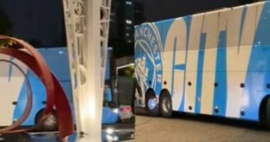 VIDEO/ Në Stamboll mbërrijnë dhe “qytetarët”, Manchester City gati për finalen e madhe