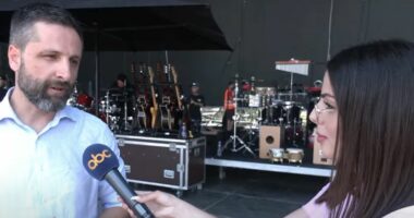 Enrique Iglesias sot në Tiranë, Cenaj: Interes i lartë nga qytetarët, do të ketë surpriza