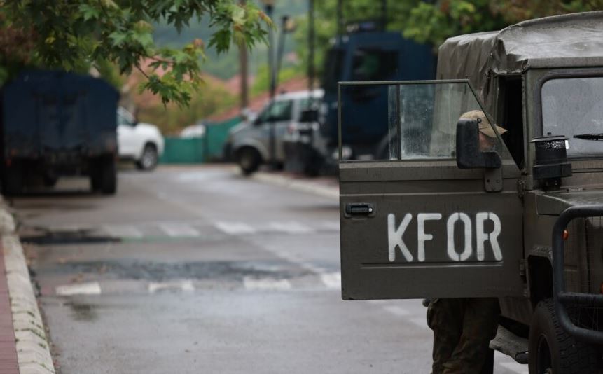 KFOR: Jemi të përkushtuar për një mjedis të sigurt në Kosovë