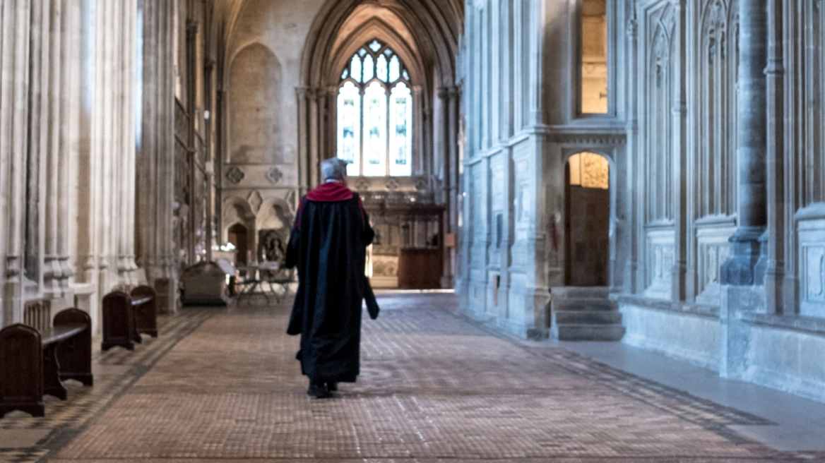Klerikët e Kishës së Anglisë kërkojnë rritje pagash për herë të parë në histori