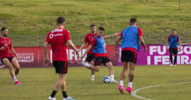 Sylvinho kërkon fitoren me çdo kusht ndaj Moldavisë, formacion sulmues nga tekniku brazilian