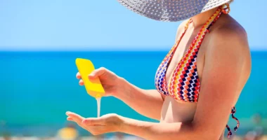Holanda do të ofrojë krem dielli falas, për të parandaluar kancerin e lëkurës