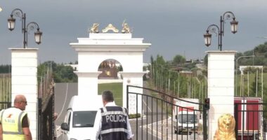 Shteti merr kontrollin e Manzës/ Aksioni: Vihet nën kontroll kampi muxhahedin