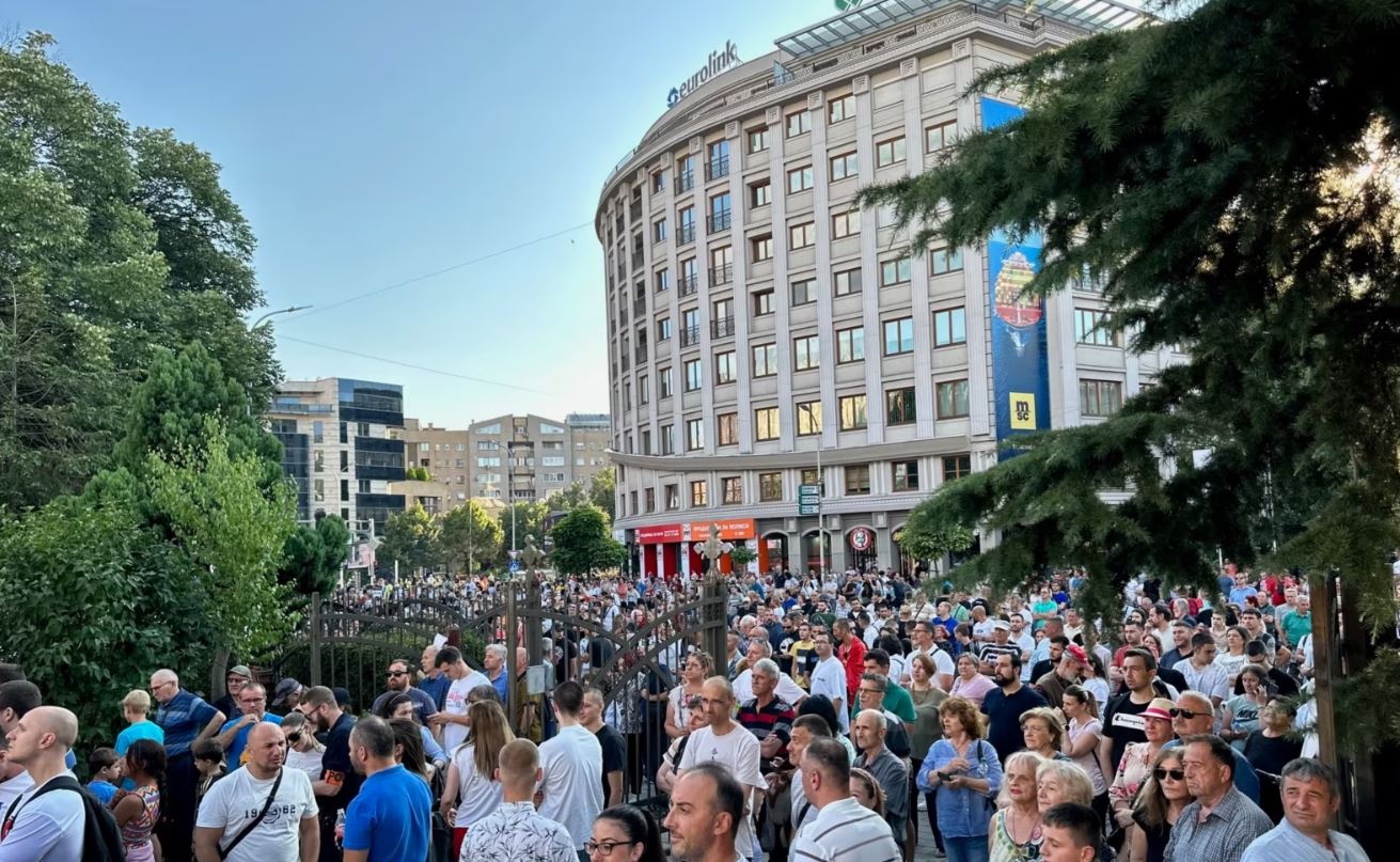 Kisha Maqedonase protestoi kundër ligjeve për ndryshimin e gjinisë