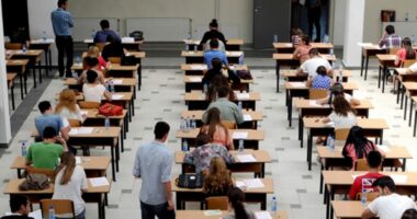Provimi i fundit i maturës/ Nxënësit testohen sot për lëndët me zgjedhje