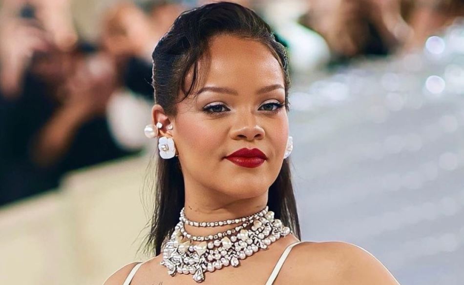 Rihanna jep dorëheqjen si CEO i ‘Savage X Fenty’