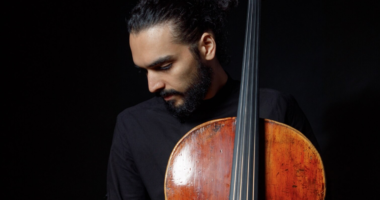 ‘Dua të kthehem në Rusi para ditëlindjes sime të 75-të’, violonçelisti ruso-armen i dëbuar për 50 vjet