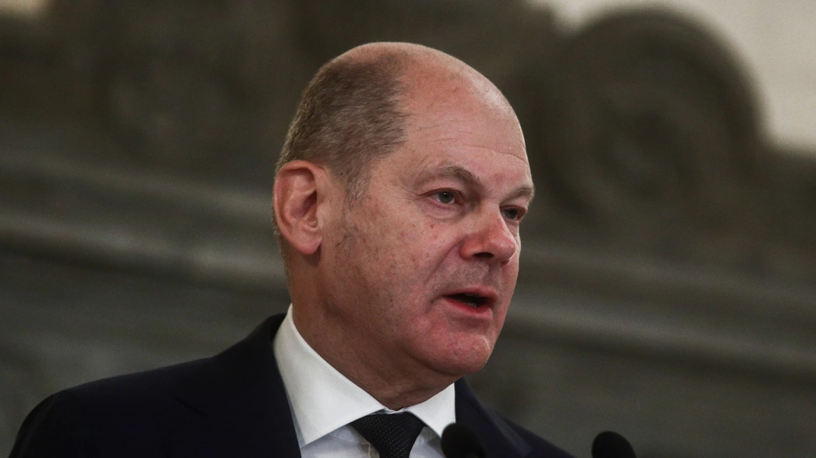 Çështja e emigracionit, Scholz: Nuk duhet të braktisim Greqinë dhe Italinë