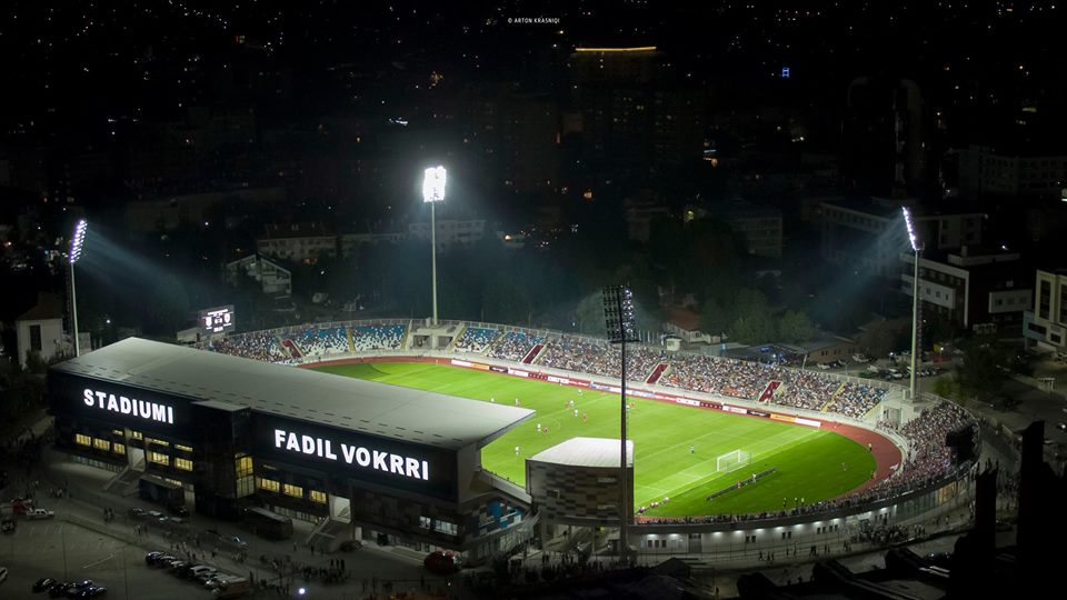 E paprecedentë, FFK pushon nga puna punëtorët e stadiumit “Fadil Vokrri”, pas barazimit ndaj Rumanisë