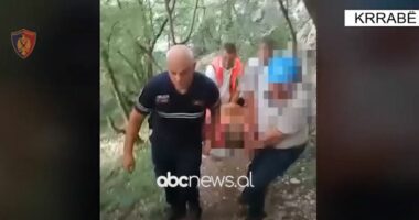 Ra nga lartësia teksa po eksploronte natyrën në Krrabë, policia i vjen në ndihmë turistit çek
