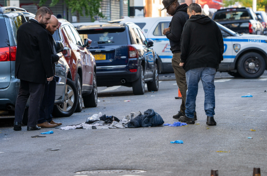 Të shtëna me armë në Nju Jork, vritet 18-vjeçari