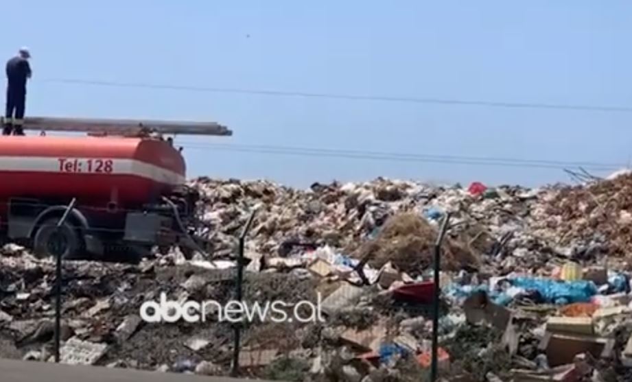 VIDEO/ Tymi pushton Vlorën, riaktivizohet sërish një vatër zjarri në vendgrumbullimin e mbetjeve