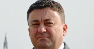 Todosijeviç lirohet nga akuzat pas deklaratës për Raçakun