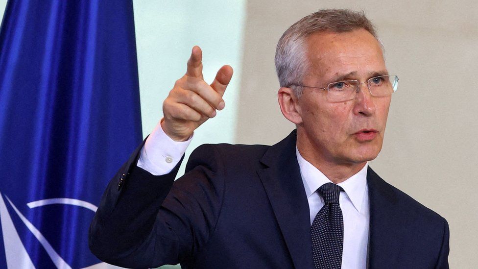 Stoltenberg: Ukraina kur të përfundojë lufta, duhet të marrë masa mbrojtëse kundër sulmit të ri rus