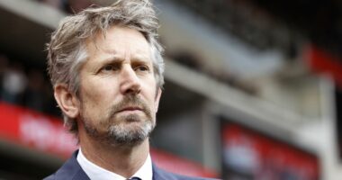 Përmirësohet Van der Sar, “legjenda” holandeze i shpëton rrezikut për jetën