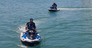 U raportua e humbur nga prindërit, gjendet 3-vjeçarja në plazhin e Spillesë