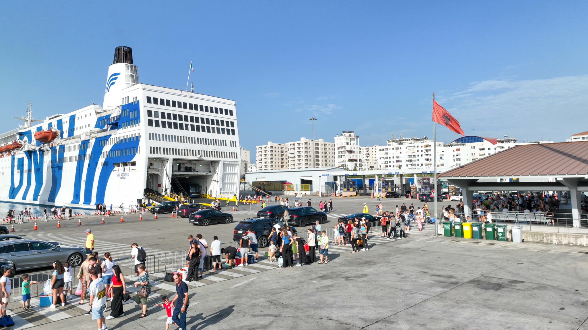 Shqipëria në fokus të turistëve, Rama publikon pamje nga Porti i Durrësit