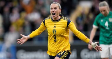 Botërori i Femrave/ Një shqiptare “shpëton” Suedinë, Holanda bën detyrën, Franca “ngec” ndaj Xhamajkës