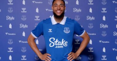 Okafor prish &ldquo;planet&rdquo; e &ldquo;tulipanit&rdquo;, Danjuma rikthehet n&euml; Premier League