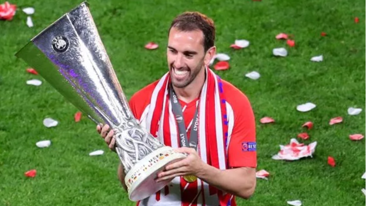 Fundi i një “epoke”, Diego Godin i jep “lamtumirën” futbollit