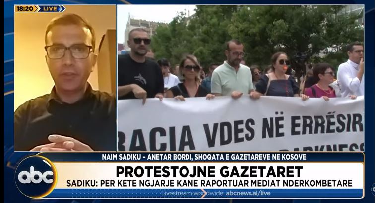 Pezullimi i licencës së “Klan Kosovës”, Sadiku: Protesta e gazetarëve ia arriti qëllimit, sulmi me prapavijë politike