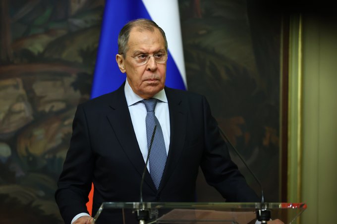 Lavrov: Satelitët e SHBA dhe NATO-s, rrezik përplasje të armatosur me Rusinë