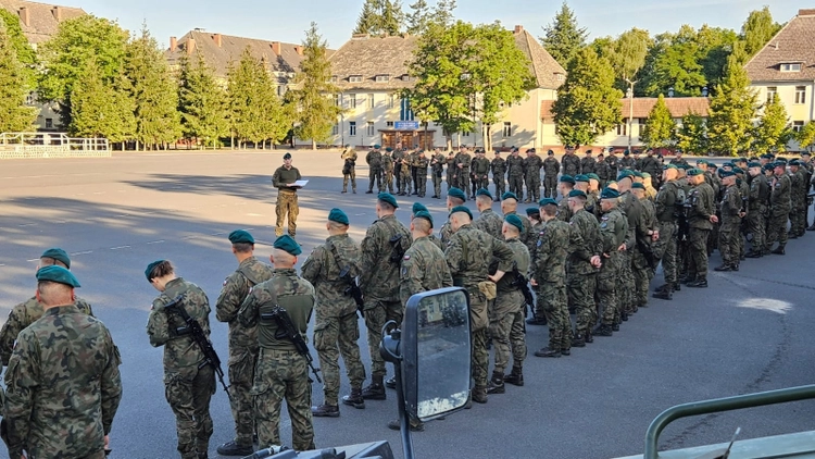 Polonia dërgon mijëra ushtarë pranë kufirit me Bjellorusinë