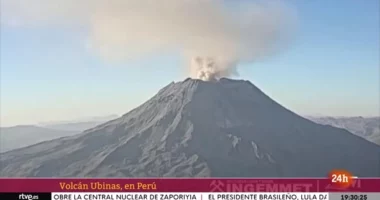Rreziku i shpërthimit të vullkanit Ubinas, Peruja shpall gjendjen e jashtëzakonshme