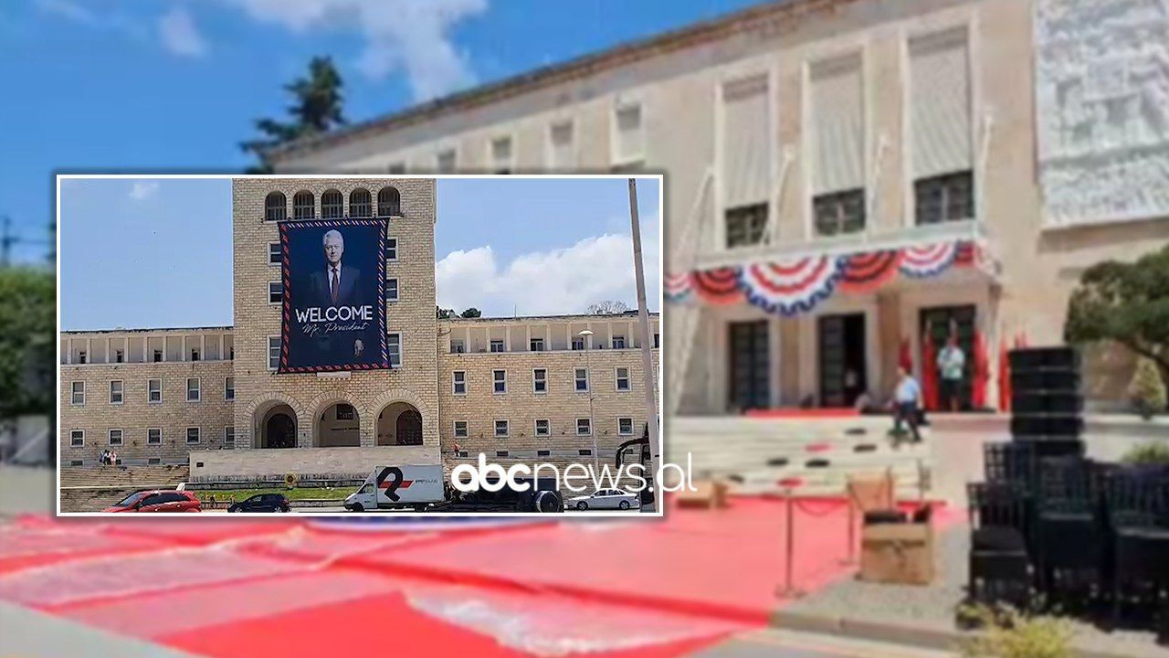 “Welcome Mr.President”/ Tirana gati të presë Bill Clinton, kryeqyteti ‘vishet’ me flamurin e SHBA