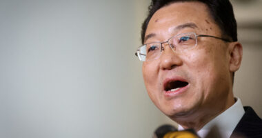 Ambasadori kinez viziton Pentagonin për bisedime