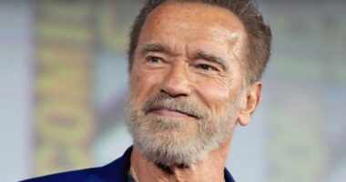 Schwarzenegger: Frika më e madhe e nënës sime kur isha fëmijë ishte se mos bëhesha homoseksual