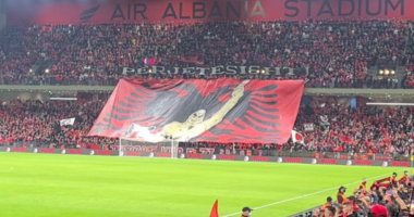 Të gjithë në stadium/ Shiten të gjitha biletat për ndeshjen e fundit kundër Anglisë