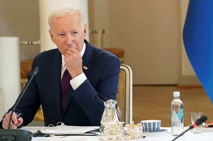 Biden autorizon Pentagonin të dërgojë deri në 3000 forca rezervë në Evropë