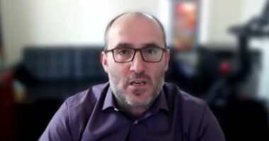 Baraliu: Kusari do të duhej të jepte dorëheqje një minutë pas publikimit të bisedave me Simiçin