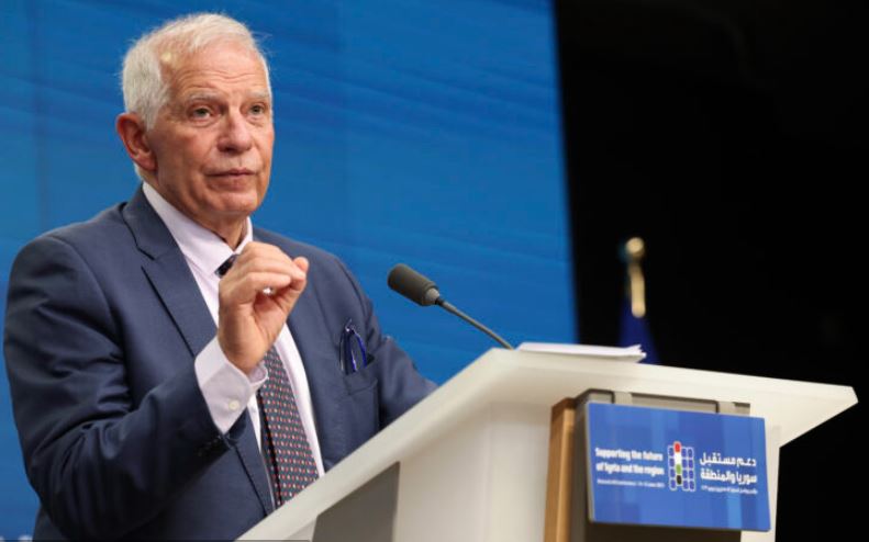 Borrell: Lavrov refuzoi në mënyrë agresive kërkesat për tërheqjen e ushtarëve rusë nga Ukraina