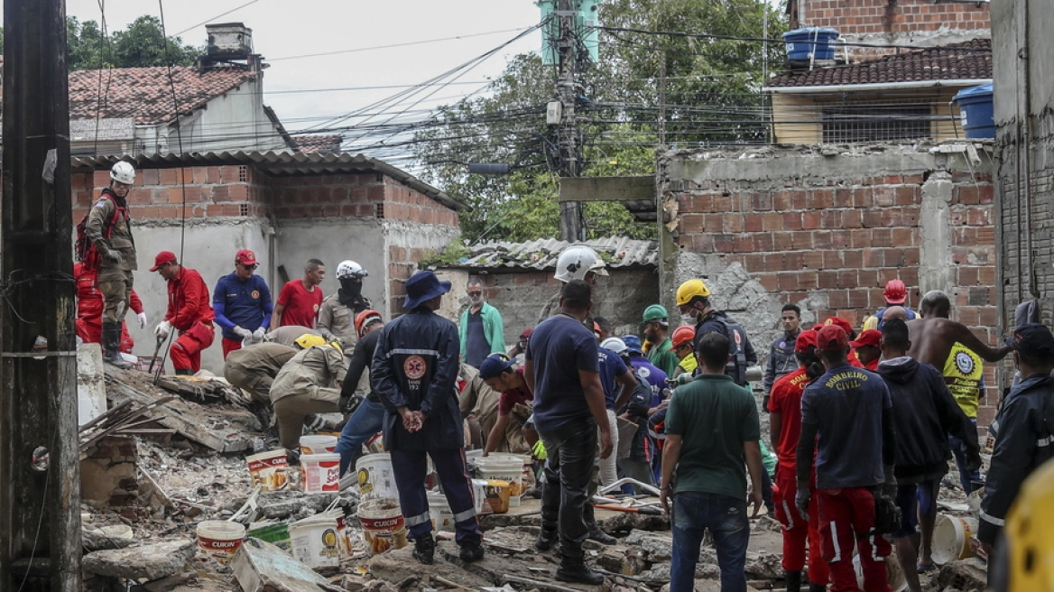 Shembja e ndërtesës në Brazil, shkon në 11 numri i viktimave