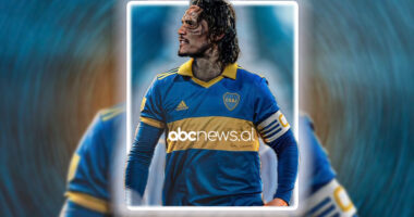 Arrrihet marrëveshja, “El Matador” Cavani pranon transferimin te Boca Juniors