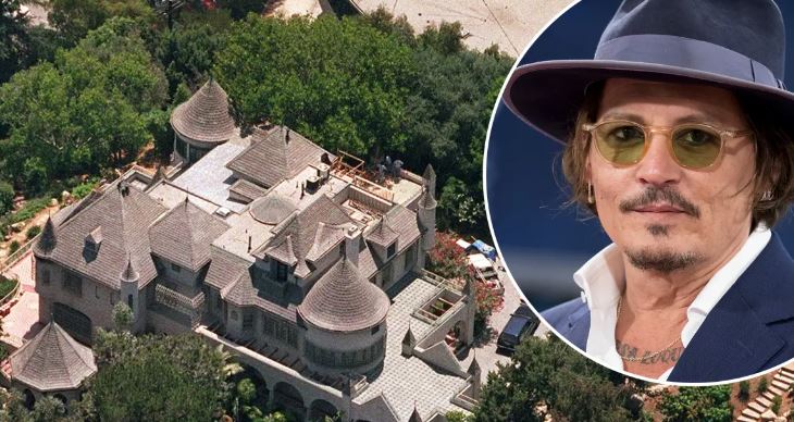 Johnny Depp nuk gjen qetësi, merr kredi për të “shpëtuar” dy shtëpitë e tij në Hollywood