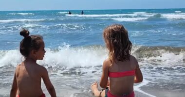 “Plazhi i Semanit destinacioni i duhur turistik”, Rama fton qytetarët ta vizitojnë