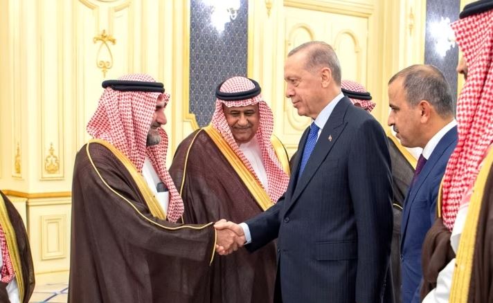 Arabia Saudite blen dronë Bayraktar gjatë vizitës së Erdoganit