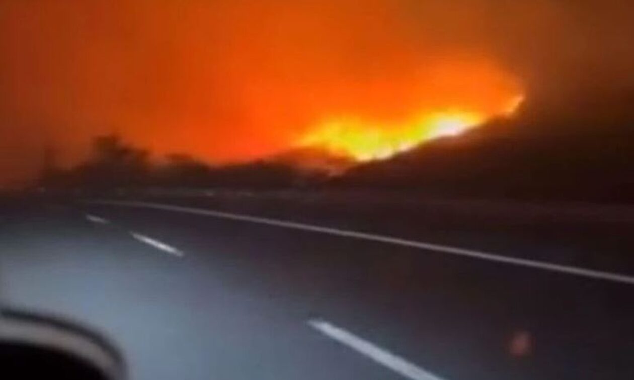 Zjarri “mbërdhen” autostradën, rrezikohen drejtuesit në Greqi